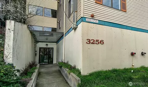 3256 SW Avalon Way #203, Seattle, WA 98126