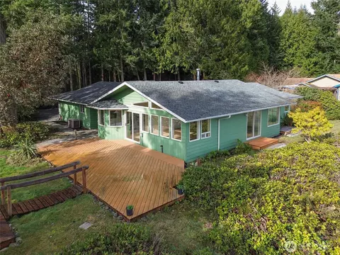 824 Hunt Rd, Port Angeles, WA 98363