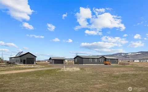 5991 Smithson Rd, Ellensburg, WA 98926