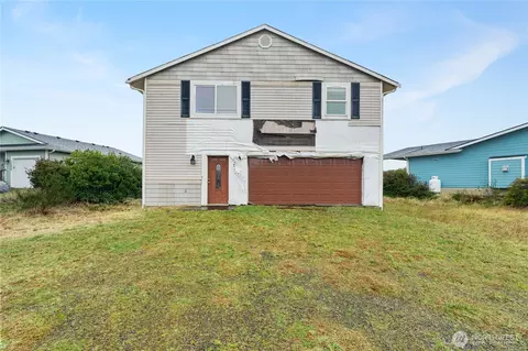 1203 E Ocean Shores Blvd SW, Ocean Shores, WA 98569