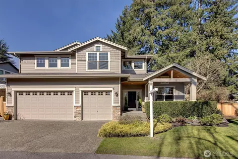 1028 5th St, Kirkland, WA 98033