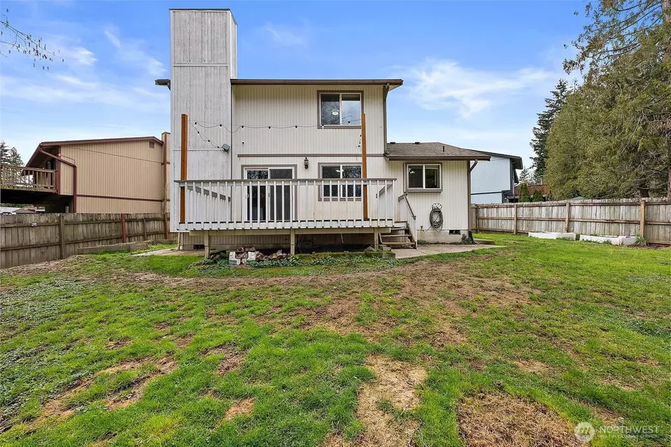 Exterior - 7545 Bridge Pl NE, Bremerton, WA 98311 photo 3 of 4