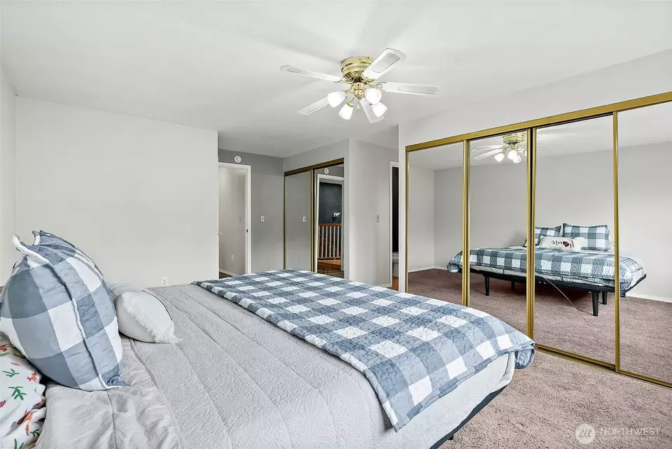 Bedroom - 7545 Bridge Pl NE, Bremerton, WA 98311 photo 1 of 4