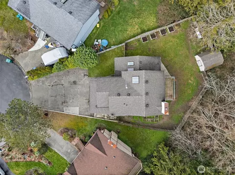 View/Area - 7545 Bridge Pl NE, Bremerton, WA 98311 photo 1 of 3