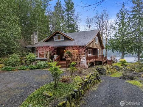 3962 E Quilcene Rd, Quilcene, WA 98376