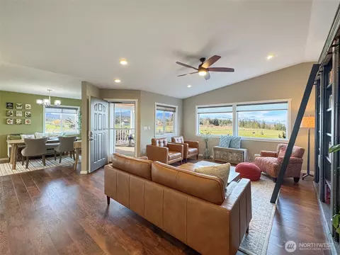 2270 S 7th Ave, Sequim, WA 98382 photo 8