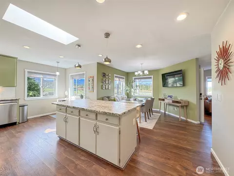 2270 S 7th Ave, Sequim, WA 98382 photo 12