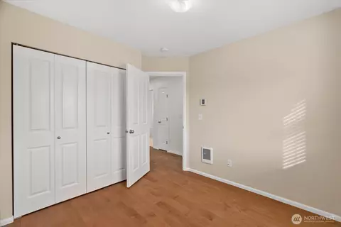 Bedroom - 1907 199th St E, Spanaway, WA 98387 photo 4 of 6
