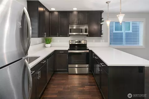 Kitchen - 429 20th Ave E #B, Seattle, WA 98102 photo 3 of 4
