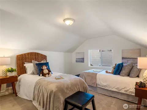 Bedroom - 435 N 90th St, Seattle, WA 98103 photo 6 of 7