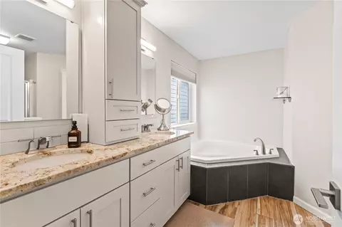 Bath - 20220 20th Ave E, Spanaway, WA 98387 photo 2 of 3