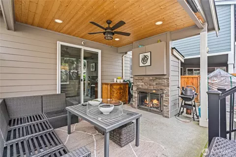 Exterior - 20220 20th Ave E, Spanaway, WA 98387 photo 10 of 11