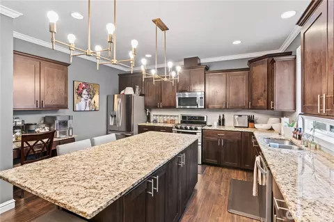 Kitchen - 20220 20th Ave E, Spanaway, WA 98387 photo 2 of 3