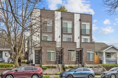 5616 California Ave SW #A, Seattle, WA 98136