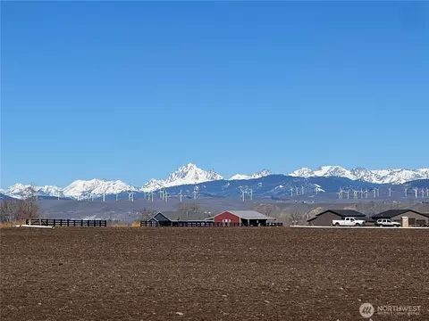 650 Edge Bluff Loop, Ellensburg, WA 98926