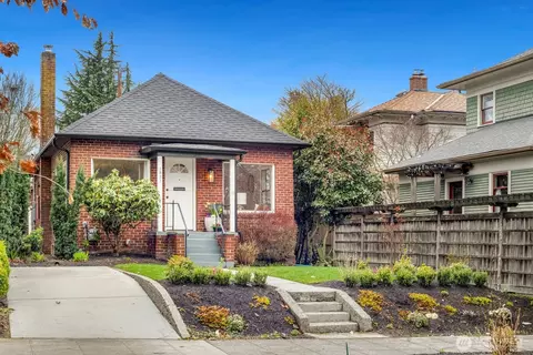 1951 5th Ave W, Seattle, WA 98119