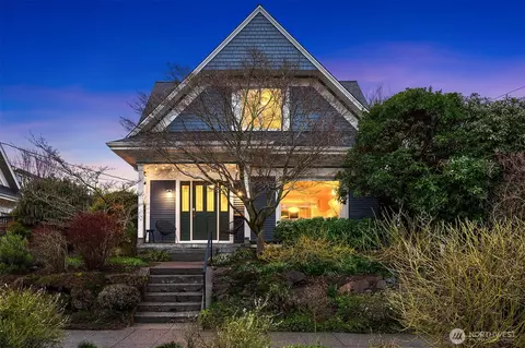 108 Garfield St, Seattle, WA 98109