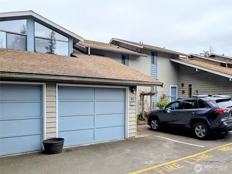 19205 40th Ave W #B5, Lynnwood, WA 98036