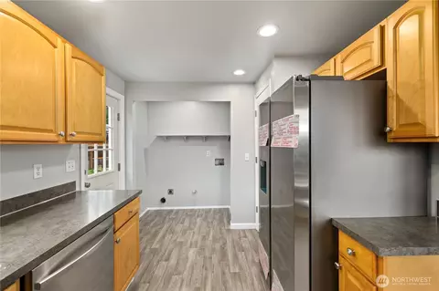 Other - 302 Seattle St E, Rainier, WA 98576 photo 1 of 4