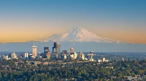 2415 NW 63rd St, Seattle, WA 98107