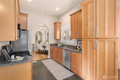 Kitchen - 809 N 50th St, Seattle, WA 98103 photo 2 of 2