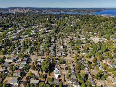 View/Area - 205 30th Ave E, Seattle, WA 98112 photo 1 of 3