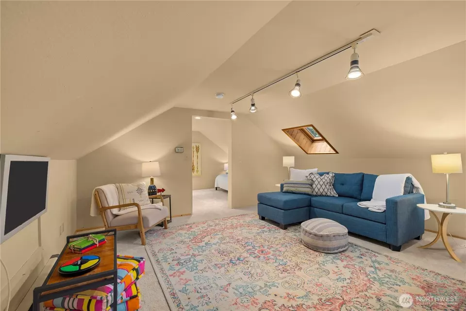 Other - 16 Bridlewood Cir, Kirkland, WA 98033 photo 8 of 10