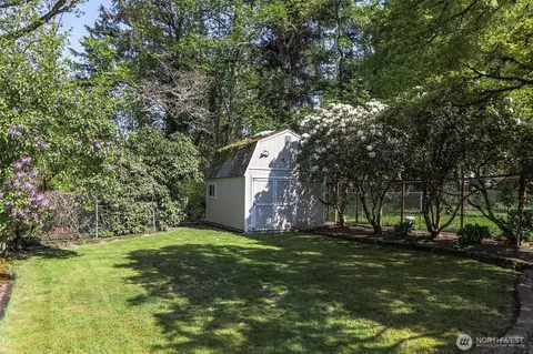 Exterior - 18009 Bellflower Rd, Bothell, WA 98012 photo 8 of 10