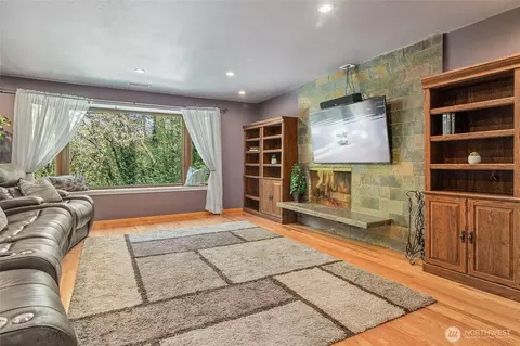 Living - 18009 Bellflower Rd, Bothell, WA 98012 photo 1 of 3