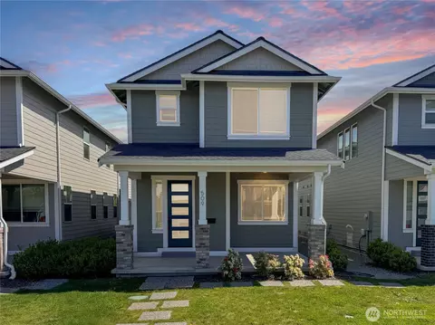 509 15th St SE, Puyallup, WA 98372