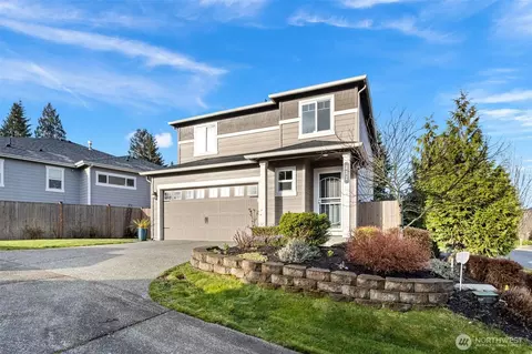 332 203rd Pl SW, Lynnwood, WA 98036