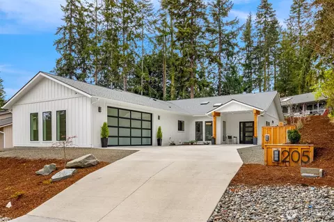 205 San Juan Dr, Sequim, WA 98382