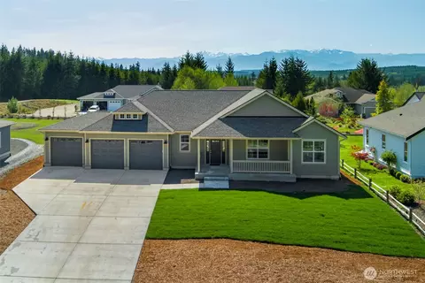 55 Snider Peak Ln, Port Ludlow, WA 98365