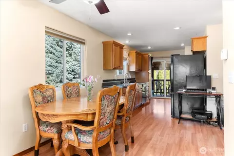 Dining - 4309 E Vantage Ln, Spokane, WA 99217 photo 2 of 2