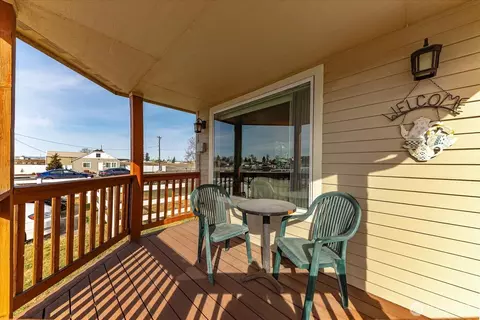 Exterior - 4309 E Vantage Ln, Spokane, WA 99217 photo 2 of 9