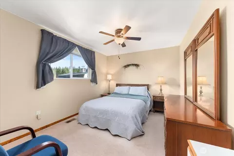 Bedroom - 4309 E Vantage Ln, Spokane, WA 99217 photo 1 of 4