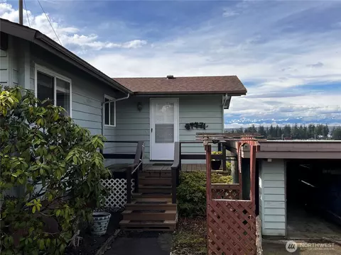 37771 Hood Canal Dr NE, Hansville, WA 98340