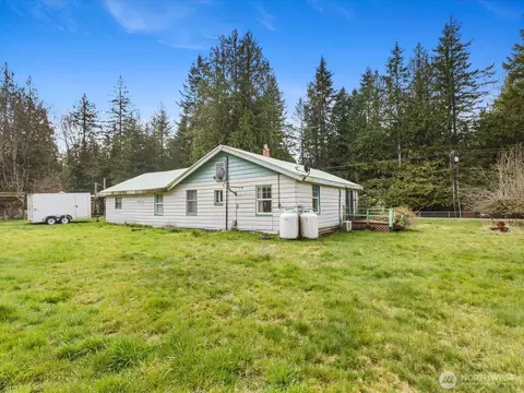 17325 84th Ave NW, Stanwood, WA 98292