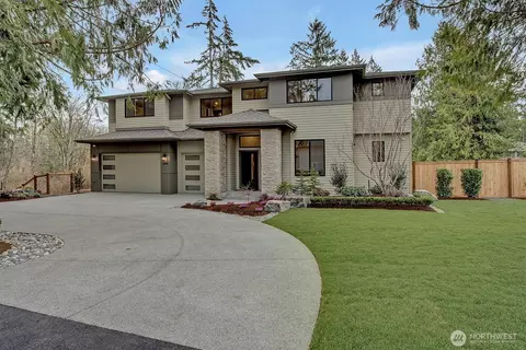 24705 SE 14th St, Sammamish, WA 98075