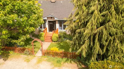 10538 Evanston Ave N, Seattle, WA 98133