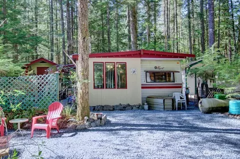 75 3 Schinn Canyon Cir, Deming, WA 98244