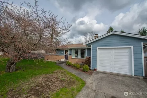1020 Redmond Ave NE, Renton, WA 98056