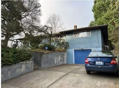 4455 51st Ave SW, Seattle, WA 98116