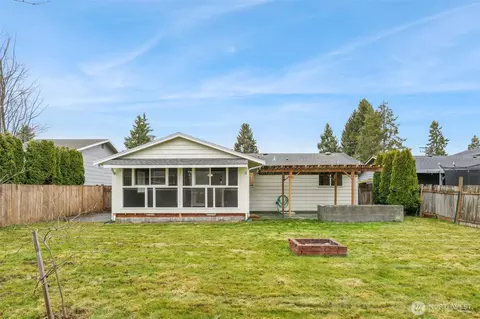 Exterior - 8803 Emerson Pl, Everett, WA 98208 photo 5 of 6