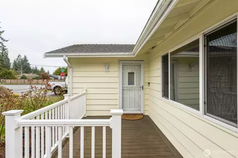 Exterior - 8803 Emerson Pl, Everett, WA 98208 photo 3 of 6