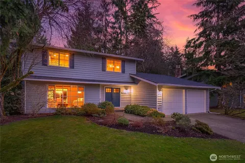 Exterior - 16609 28th Dr SE, Bothell, WA 98012 photo 2 of 15