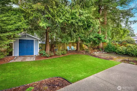 Exterior - 16609 28th Dr SE, Bothell, WA 98012 photo 7 of 15