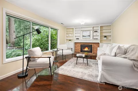 Living - 16609 28th Dr SE, Bothell, WA 98012 photo 4 of 4