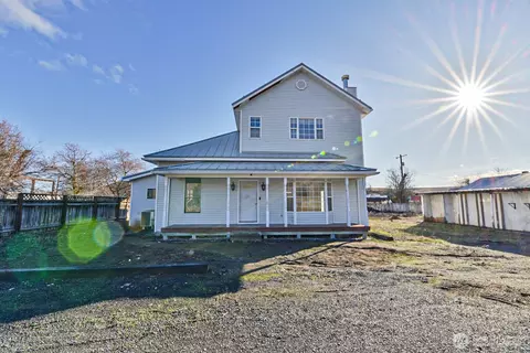 225 S D St, Washtucna, WA 99371
