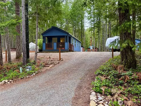 341 N Olympic Way, Hoodsport, WA 98548